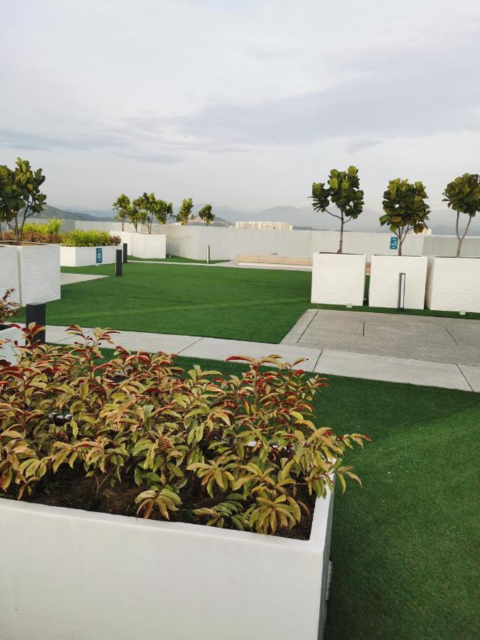 Ferienwohnung Kajang Industrial House With Olympic Size Swimming Pool Exterior foto