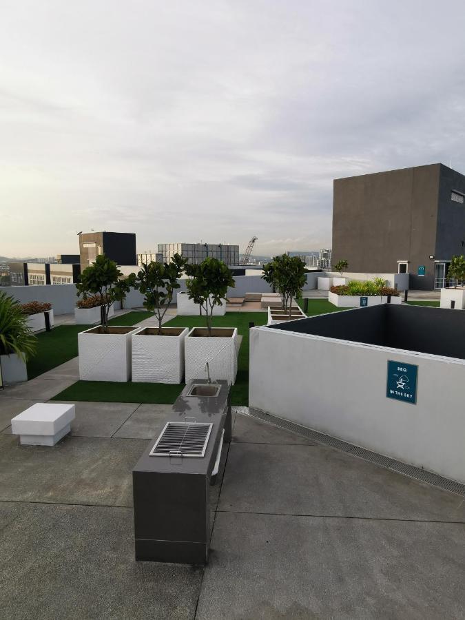 Ferienwohnung Kajang Industrial House With Olympic Size Swimming Pool Exterior foto